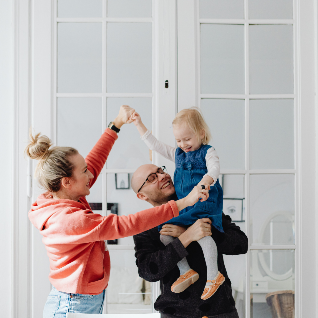 The Power of Consistency in Positive Parenting: Building Stronger Family Bonds and Lasting Habits